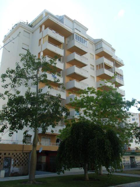 Apartamentos Marblau Varios 1, 2 Y 3 Dormitorios - Julio Y Agosto Solo Familias Playa de Gandia Eksteriør billede